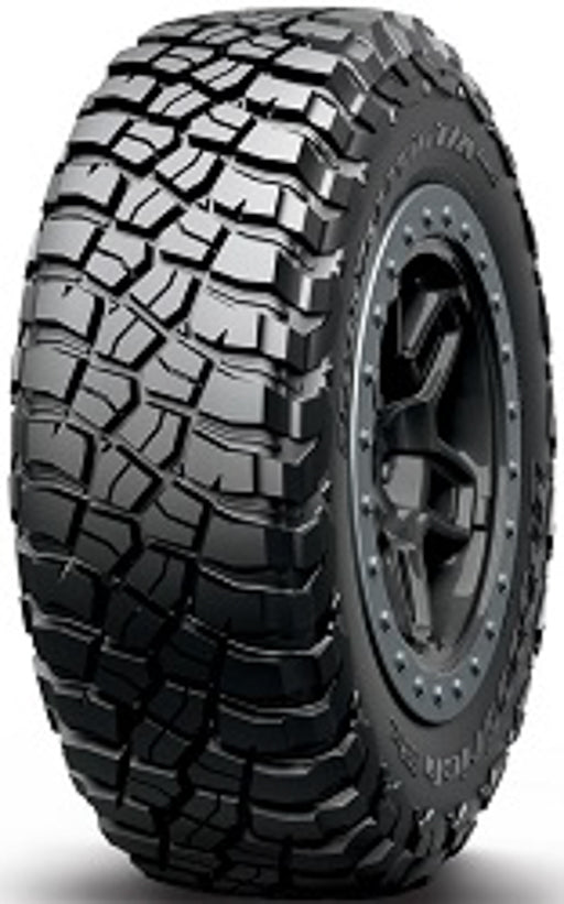 BFGoodrich 265 65 17 120Q Mud Terrain T/A KM3 tyre