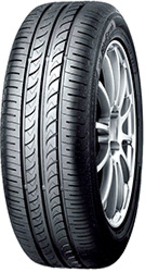 Yokohama 175 65 15 84H BluEarth AE01J tyre